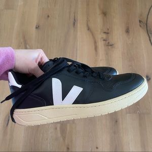 Veja Black Womens Sneakers Size 9